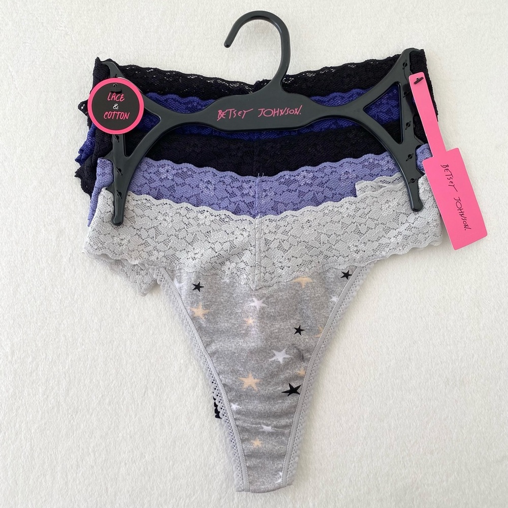 ❗️SOLD❗️Betsey johnson panties